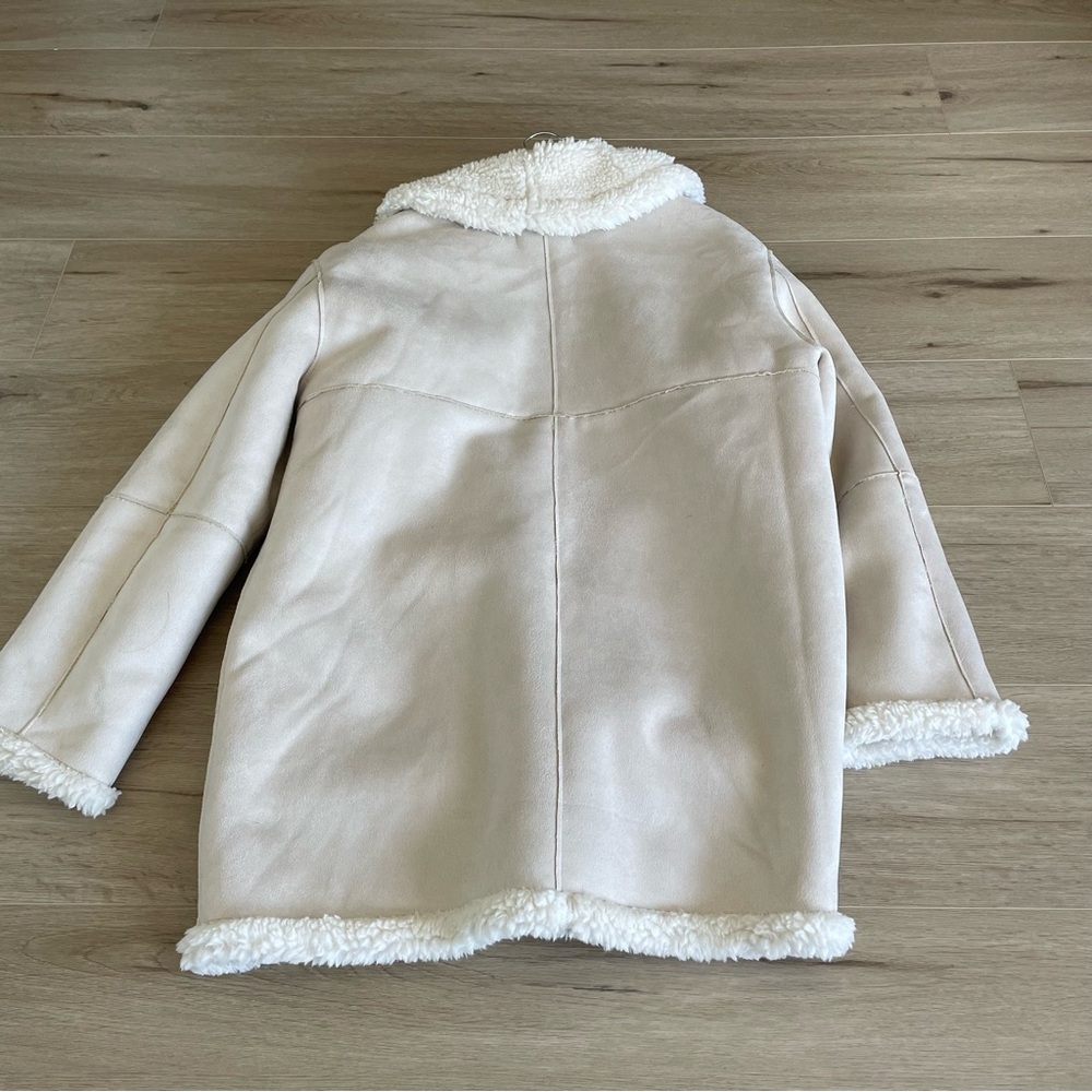 Aritzia Wilfred Free Catrina Faux Suede Sherpa Jacket in Whitecap Grey Size S - Picture 3 of 5